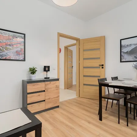 Apartment Citystay Wolczanska Lodz